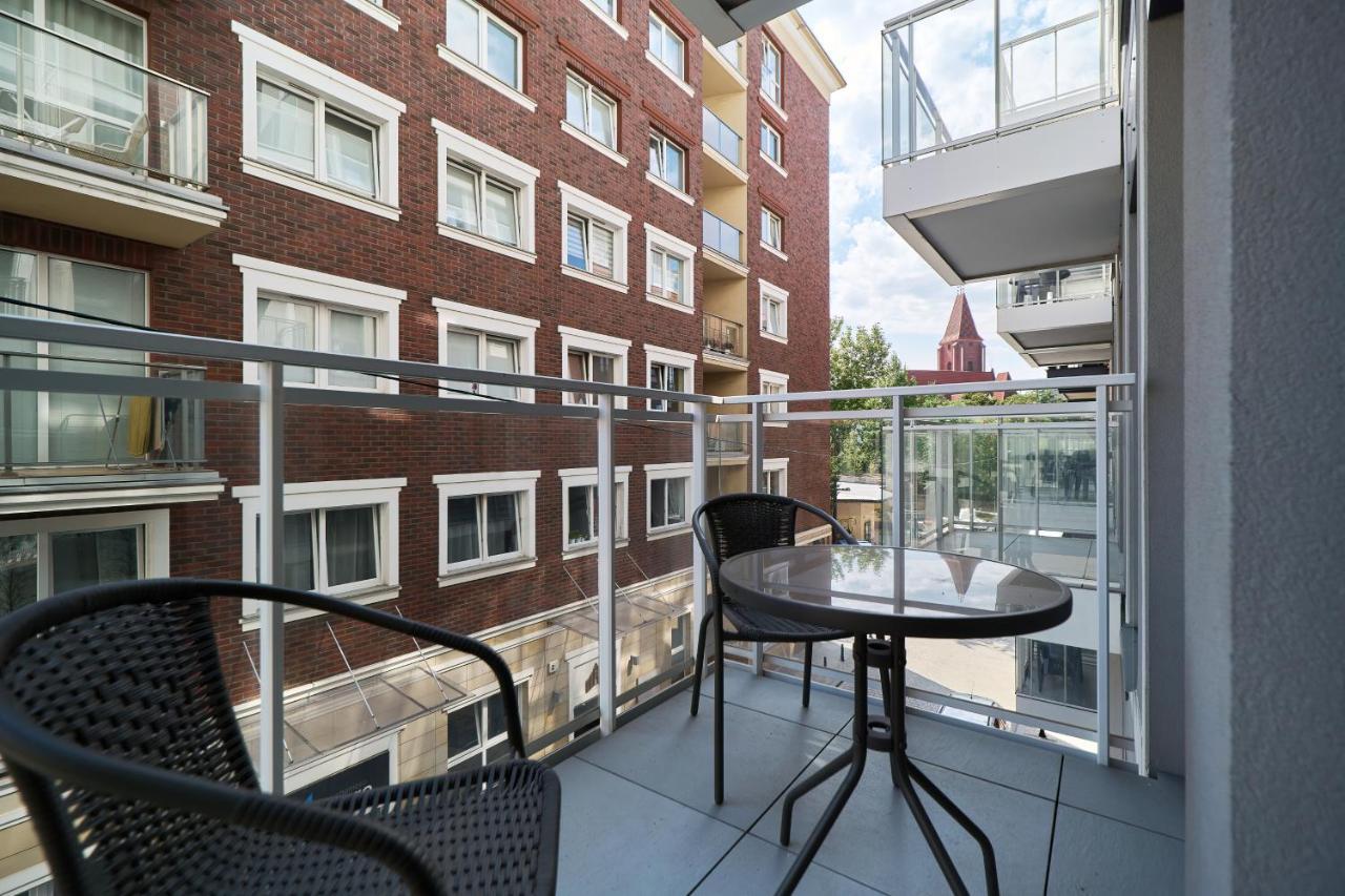 Apartments Wroclaw Jana Pawla II With Free Parking Wroclaw By Noclegi Renters Екстер'єр фото