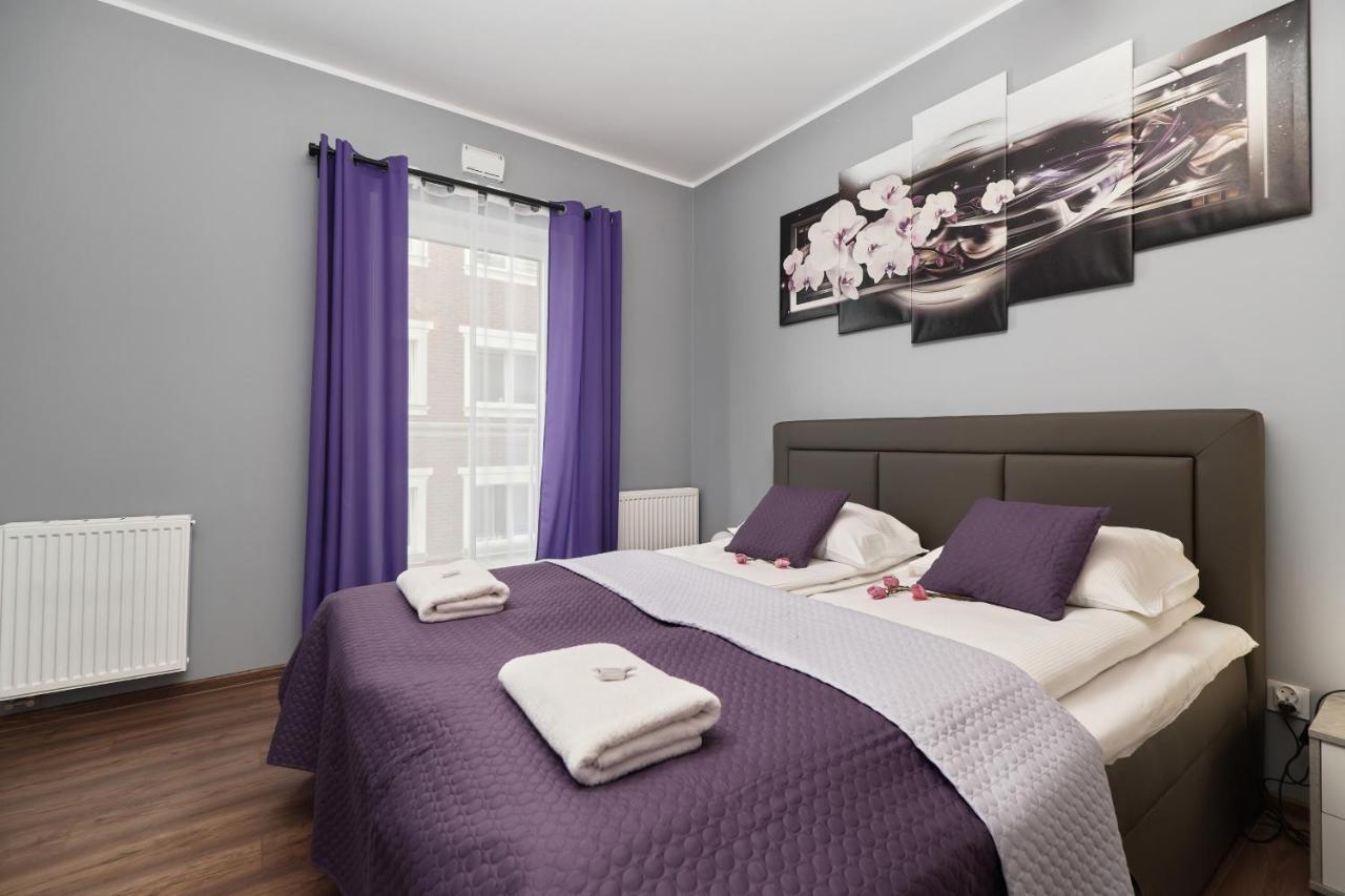 Apartments Wroclaw Jana Pawla II With Free Parking Wroclaw By Noclegi Renters Екстер'єр фото